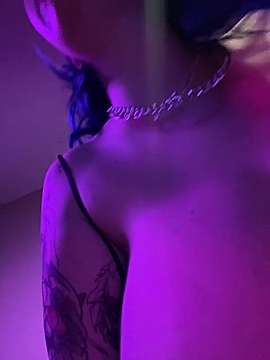 pinkbow naked stripping on cam for live sex video chat