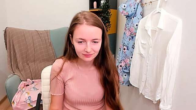 Rapunzel_Mandy naked stripping on cam for live sex video chat