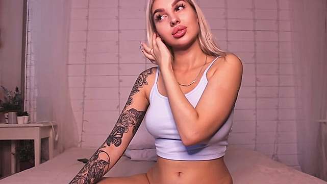 RebeccaBecker naked stripping on cam for live sex video chat