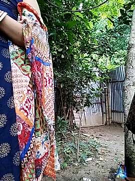 Rohina_Noor22 naked stripping on cam for live sex video chat