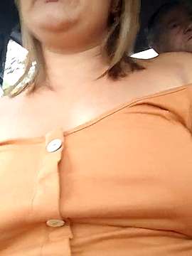roxanamontero naked stripping on cam for live sex video chat
