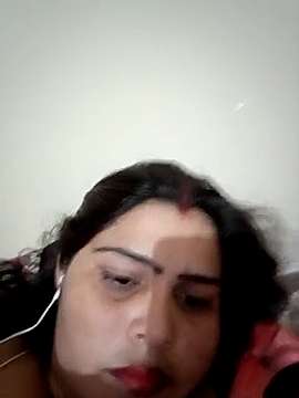 ruchirathore_001 naked stripping on cam for live sex video chat