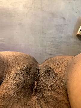 sanjanalove69 naked stripping on cam for live sex video chat