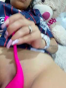 Sara_squirt69 naked stripping on cam for live sex video chat