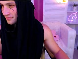 SenkuNils nude on cam – live sex chat