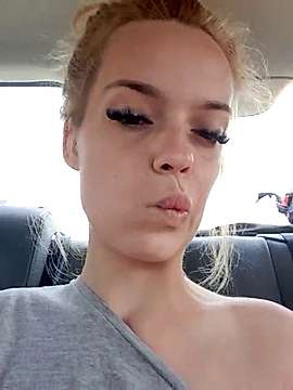 sophiesinful naked stripping on cam for live sex video chat