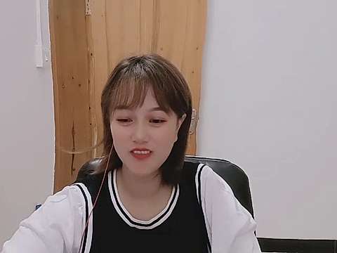 SophieUnai naked stripping on cam for live sex video chat