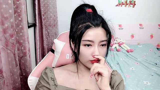 Special-care naked stripping on cam for live sex video chat
