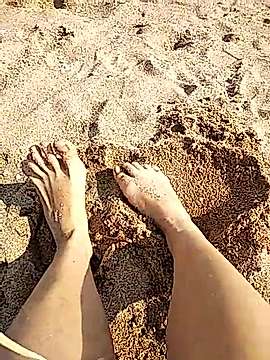 squirt_dream naked stripping on cam for live sex video chat