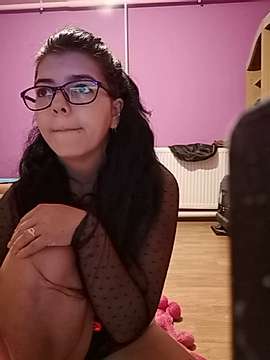 SuckerAngel naked stripping on cam for live sex video chat