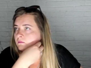 Sunnyolivia nude on cam – live sex chat