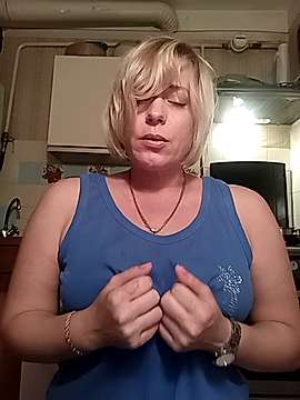 Tati_Sun_69 naked stripping on cam for live sex video chat