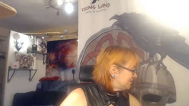 TittenMichelle naked stripping on cam for live sex video chat