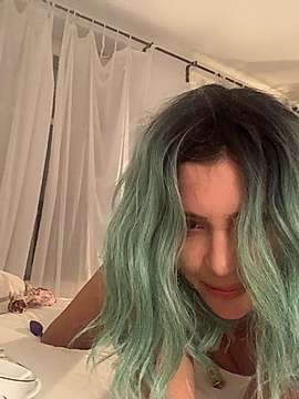ValentinaDeesse naked stripping on cam for live sex video chat
