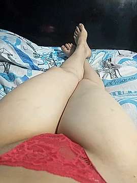 venus__queen naked stripping on cam for live sex video chat