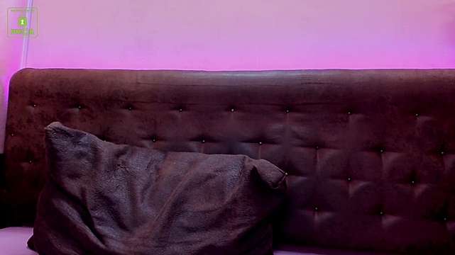 VivianRadianceX naked stripping on cam for live sex video chat