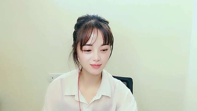 xiao-ke-ai naked stripping on cam for live sex video chat