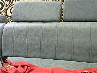 Zoya-sexy naked stripping on cam for live sex video chat