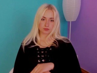 Adeeell nude on cam – live sex chat