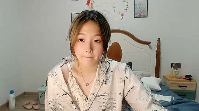 AK-LiLi naked stripping on cam for live sex video chat