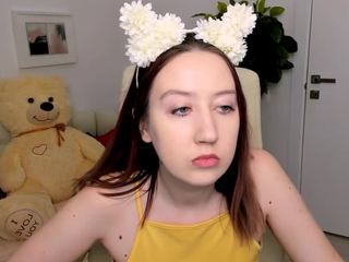 AliceCruze nude on cam – live sex chat