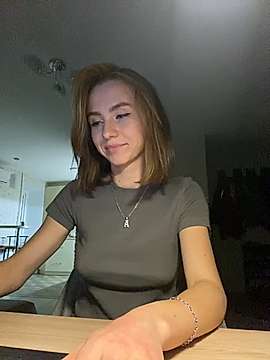 Alin4ikNi naked stripping on cam for live sex video chat