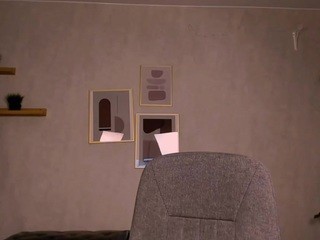 AliseHarrison nude on cam – live sex chat