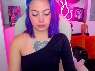 Angel-bluee nude on cam – live sex chat