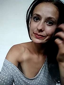 Angela_Zayka naked stripping on cam for live sex video chat