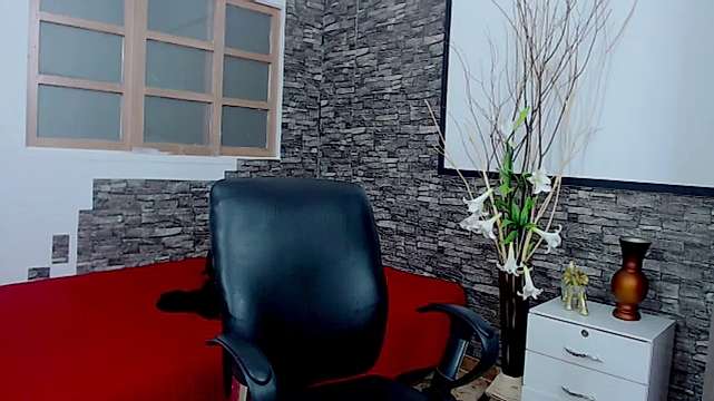 CherieLoves01 naked stripping on cam for live sex video chat