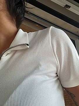 Chiara92porca naked stripping on cam for live sex video chat