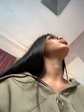 cindyledoll naked stripping on cam for live sex video chat
