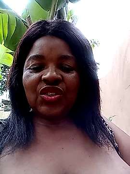 CocoFlames75 naked stripping on cam for live sex video chat