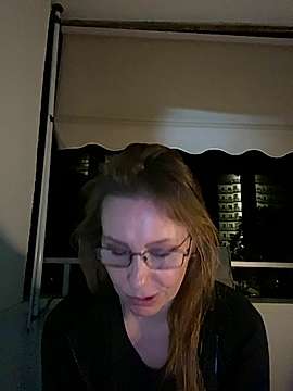 crazydancing naked stripping on cam for live sex video chat