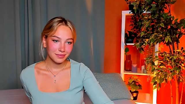 DarsiHinata naked stripping on cam for live sex video chat
