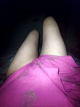 desisaloni naked stripping on cam for live sex video chat