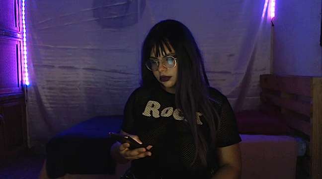 Euphorie_ naked stripping on cam for live sex video chat
