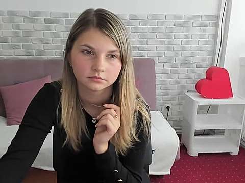 Fairy_Girl_ naked stripping on cam for live sex video chat