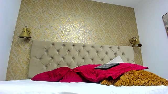 Fitness_Mini naked stripping on cam for live sex video chat