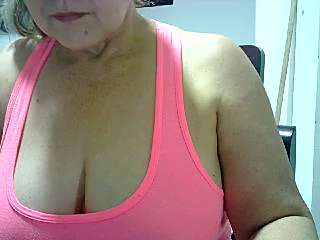 Flor_Hermosa naked stripping on cam for live sex video chat
