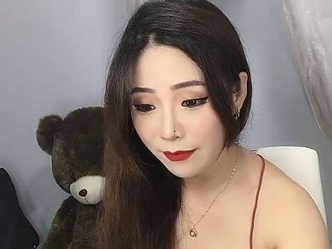HelenThorn naked stripping on cam for live sex video chat