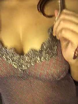 hottie-naughty naked stripping on cam for live sex video chat