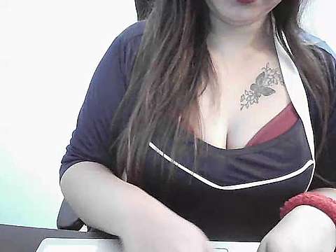 HR_Shanaya naked stripping on cam for live sex video chat