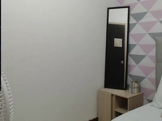 Irianabadillo nude on cam – live sex chat