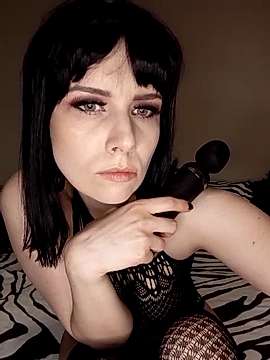 IzabellaTease naked stripping on cam for live sex video chat