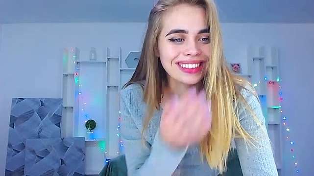J_Julyyy naked stripping on cam for live sex video chat