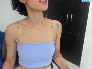 Katrinna nude on cam – live sex chat
