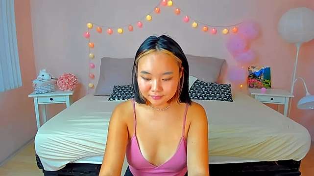 Kitana_18 naked stripping on cam for live sex video chat