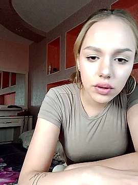 Lady_vi naked stripping on cam for live sex video chat