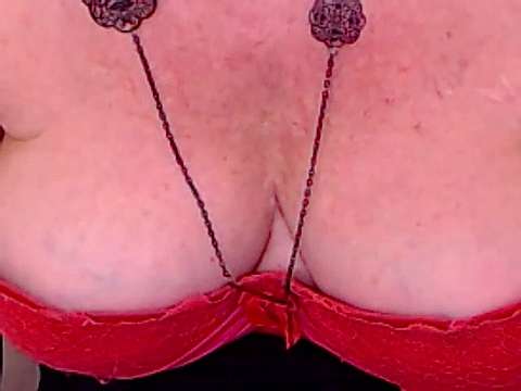 LadyAlana naked stripping on cam for live sex video chat